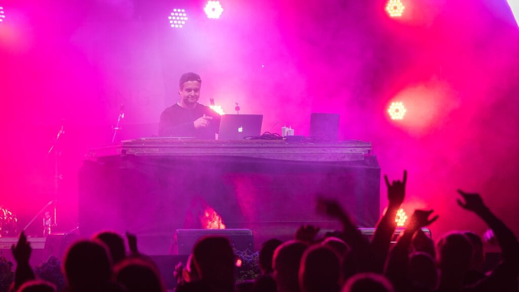 2023 07 22 melyniu festivalis dj augustino 11 of 15 A3QaxwkgWJsbJZWb