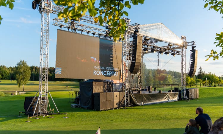 Scenų nuoma su OWEXX – pasiruošimas šventei su profesionalais 1 scenu nuoma 750x450 1